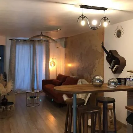 Cosy T2 Avec Terrasse A 5 Min De La Sète